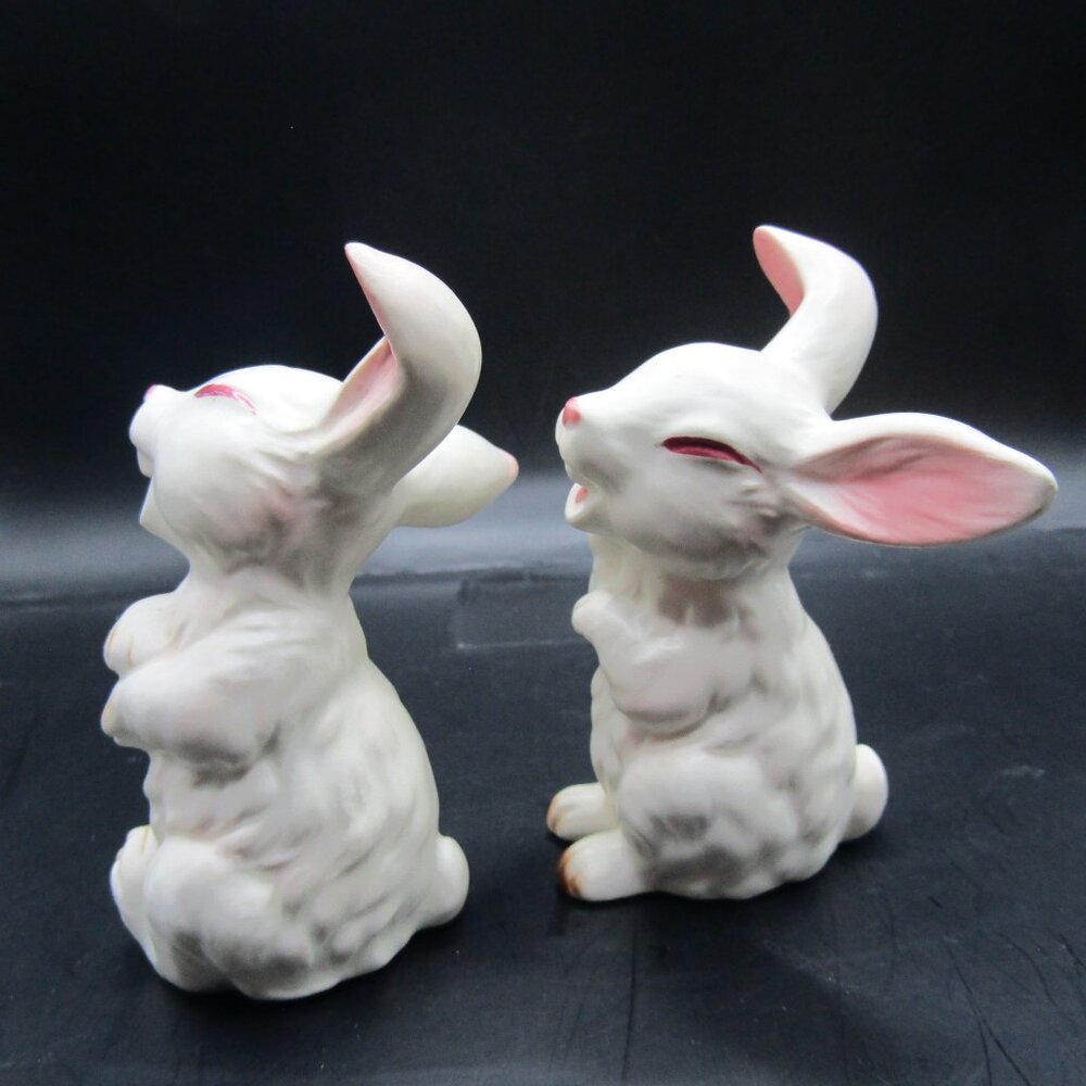 Two White Porcelain Rabbits - Picture 4 of 14